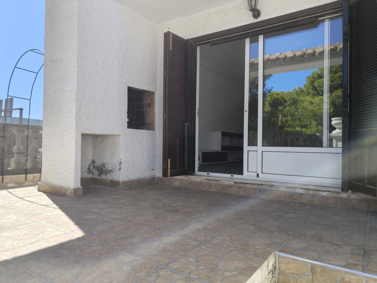 3 makuuhuone Huoneisto myytävänä paikassa Punta Prima mukana uima-altaan - 189 500 € (Ref: 9208284)