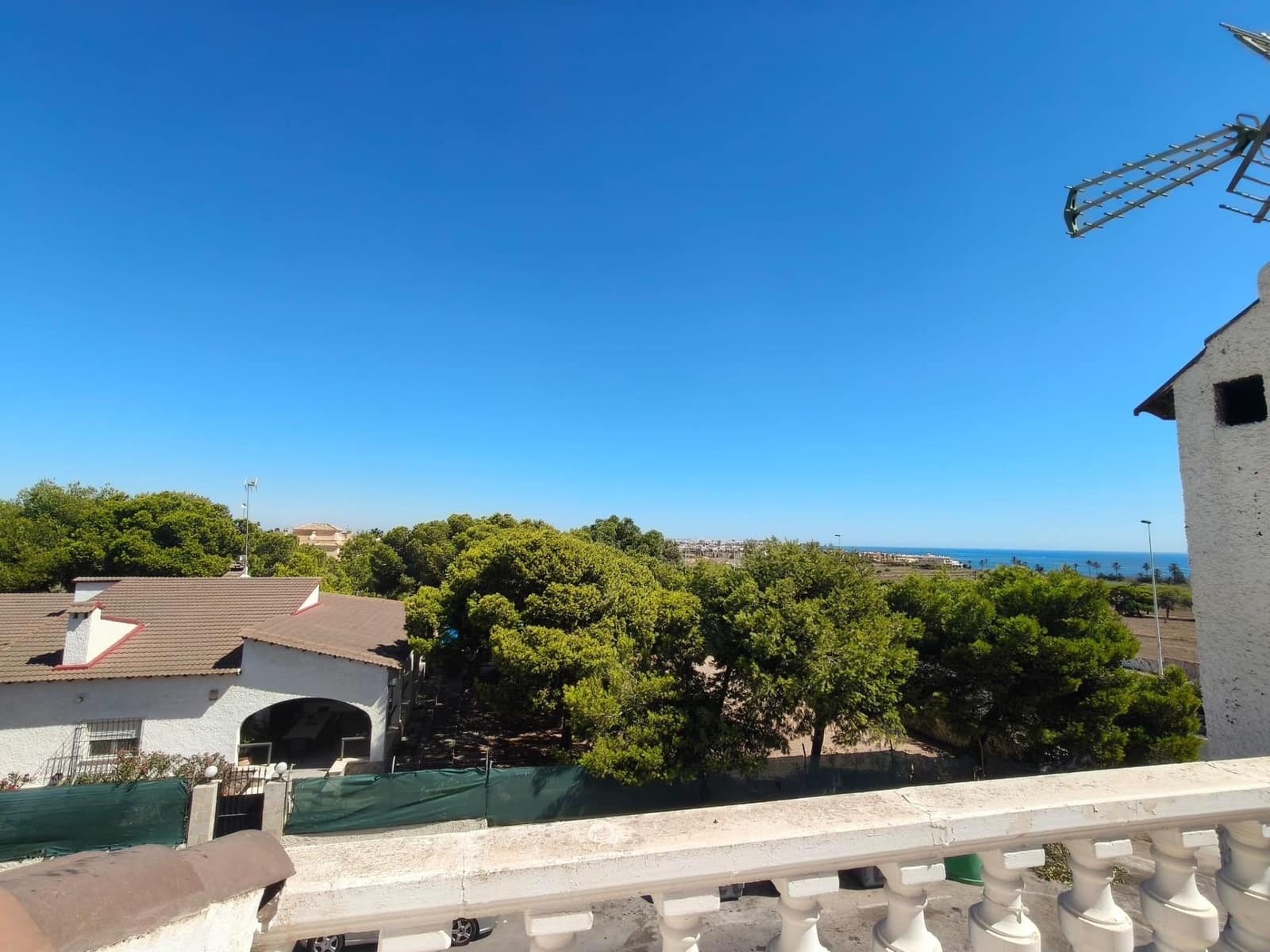 3 makuuhuone Huoneisto myytävänä paikassa Punta Prima mukana uima-altaan - 189 500 € (Ref: 9208284)