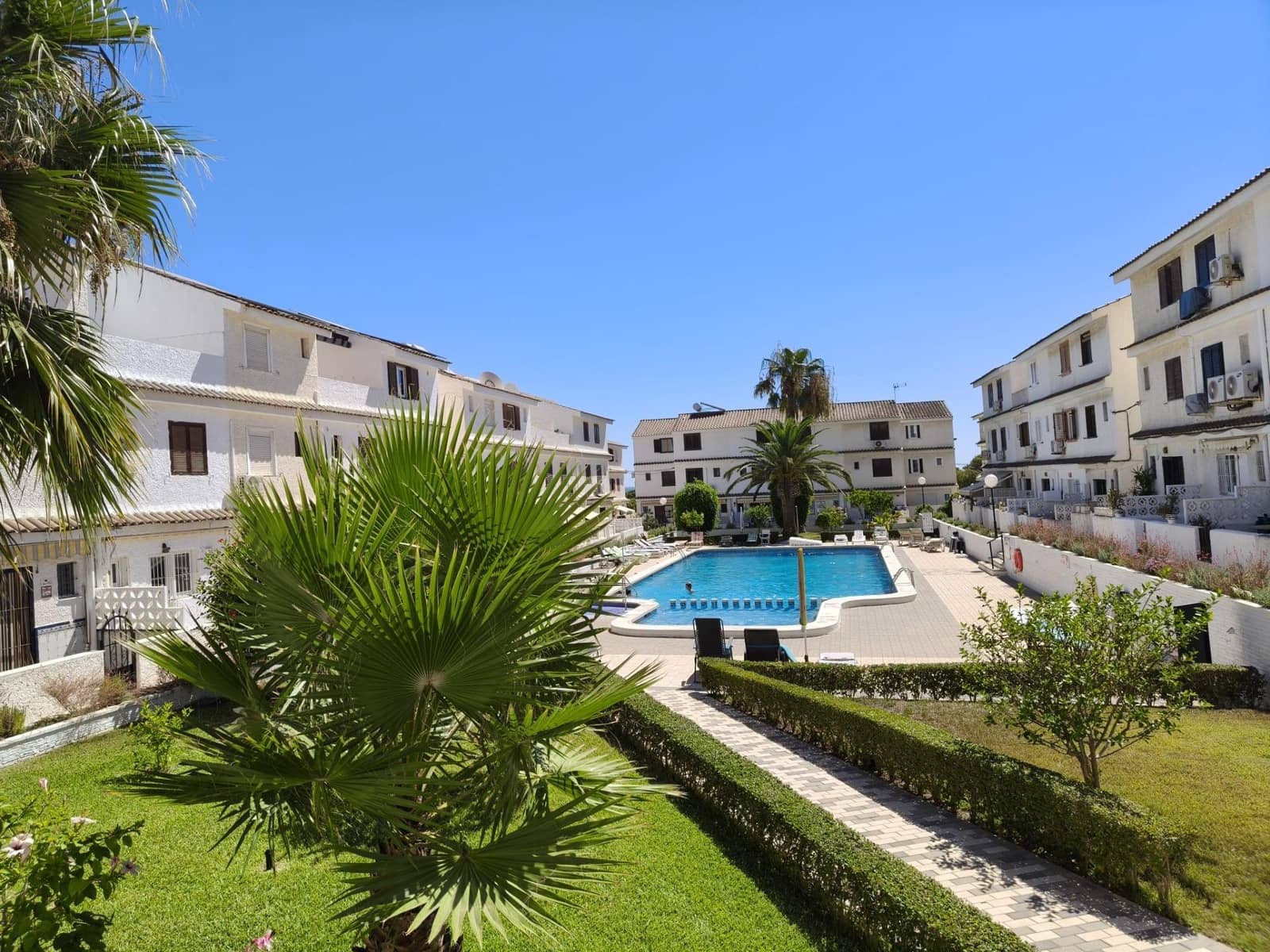 3 makuuhuone Huoneisto myytävänä paikassa Punta Prima mukana uima-altaan - 189 500 € (Ref: 9208284)