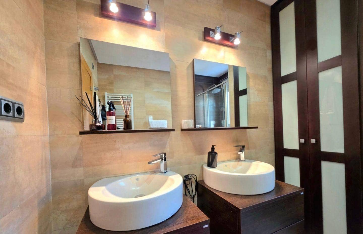 5 bedroom Villa for sale in Orihuela Costa with pool - € 739,900 (Ref: 9208285)