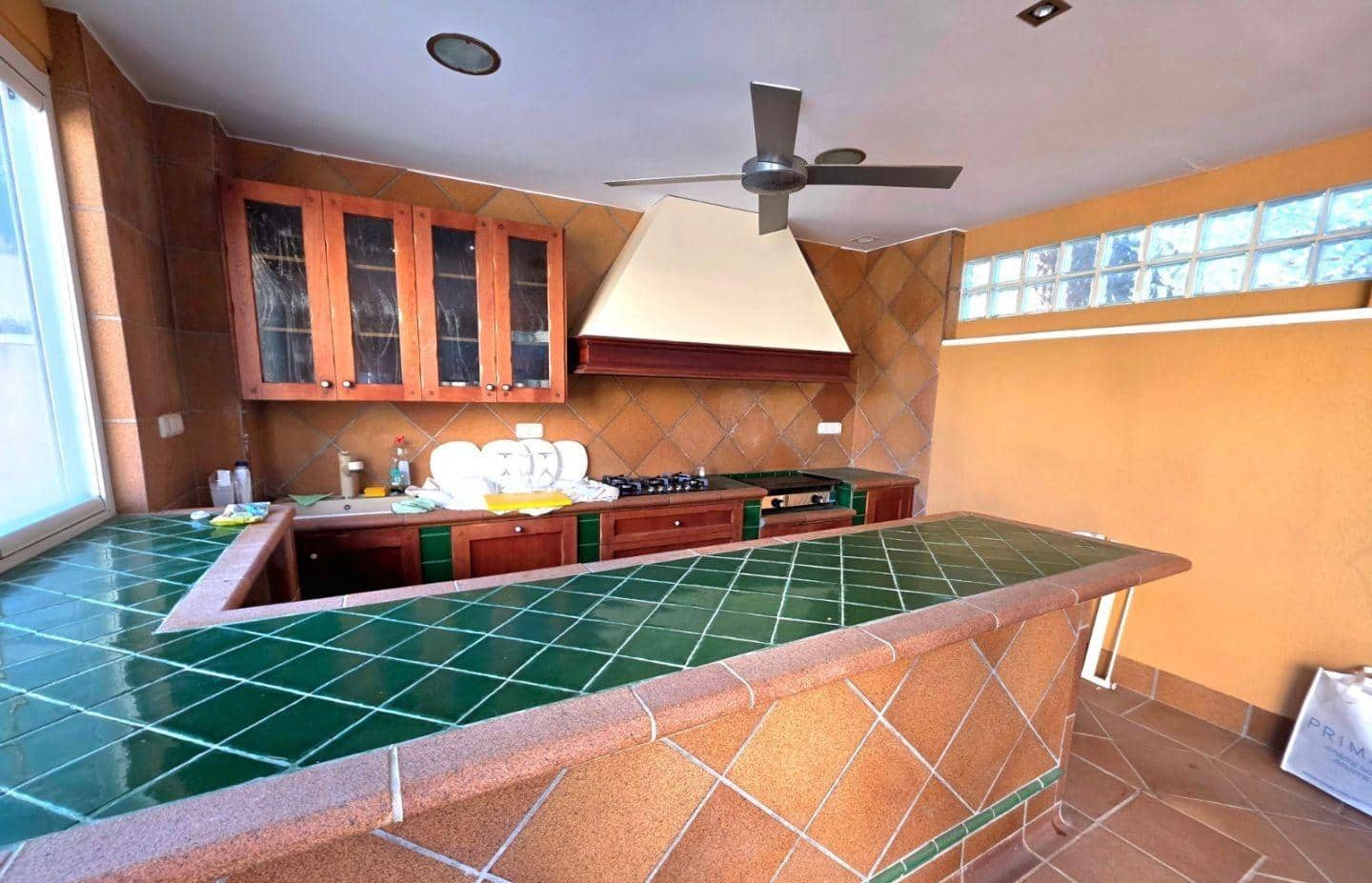 5 bedroom Villa for sale in Orihuela Costa with pool - € 739,900 (Ref: 9208285)