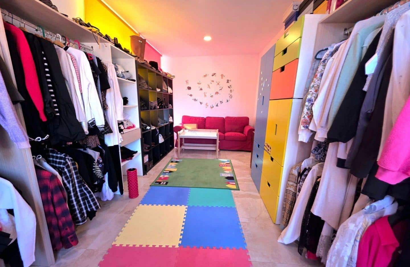 5 bedroom Villa for sale in Orihuela Costa with pool - € 739,900 (Ref: 9208285)