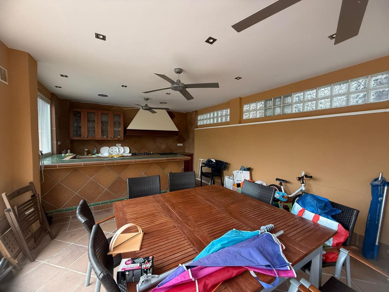 5 bedroom Villa for sale in Orihuela Costa with pool - € 739,900 (Ref: 9208285)