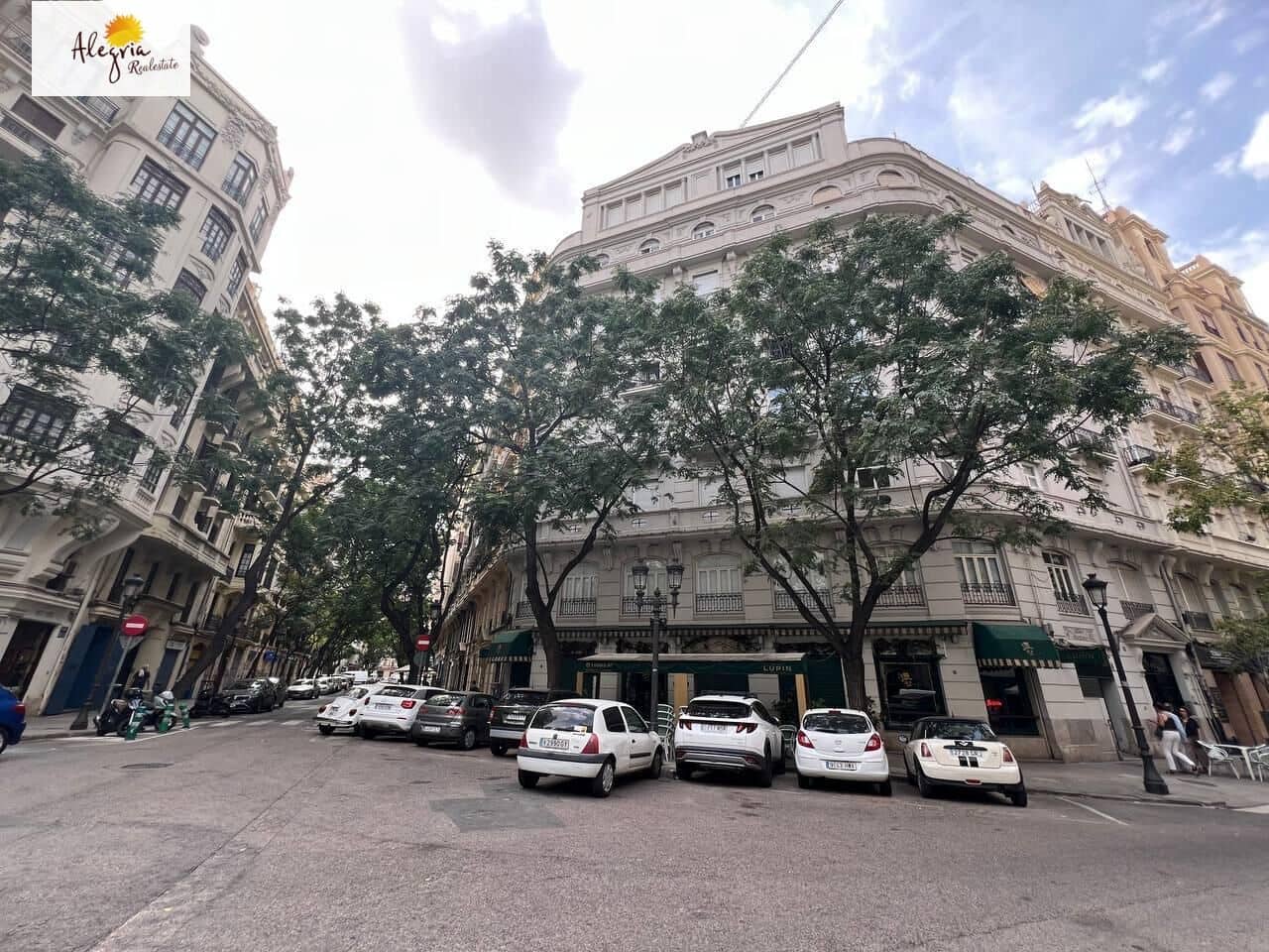 4 soveværelse Lejlighed til salg i Valencia by - € 800.000 (Ref: 9209468)