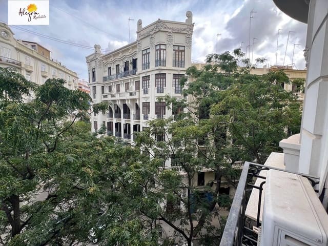 4 soveværelse Lejlighed til salg i La Gran Via, Valencia by - € 800.000 (Ref: 9209468)