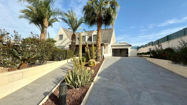 5 soveværelse Villa til salg i San Juan de Alicante / Sant Joan d'Alacant med swimmingpool garage - € 1.365.000 (Ref: 9215027)