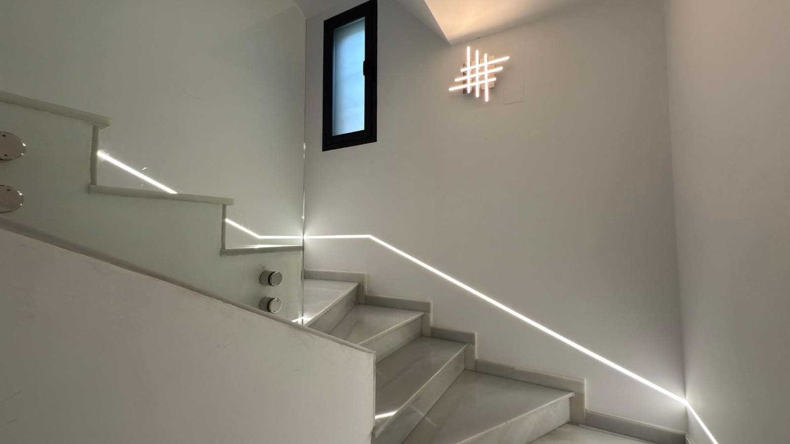 5 bedroom Villa for sale in San Juan de Alicante / Sant Joan d'Alacant with pool garage - € 1,365,000 (Ref: 9215027)