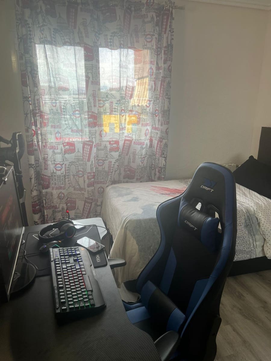 4 soveværelse Lejlighed til salg i Alicante by med swimmingpool garage - € 385.000 (Ref: 9217359)