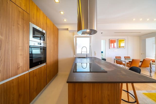 2 soveværelse Penthouse til salg i Madrid by - € 1.290.000 (Ref: 9228492)