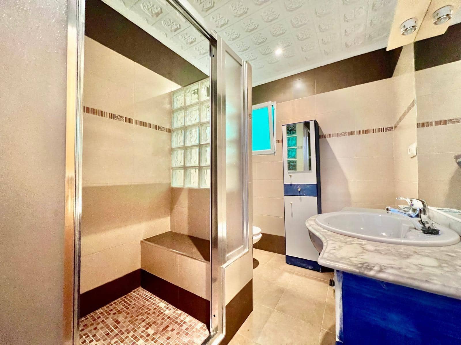 4 bedroom Penthouse for sale in Torrevieja - € 259,900 (Ref: 9240400)