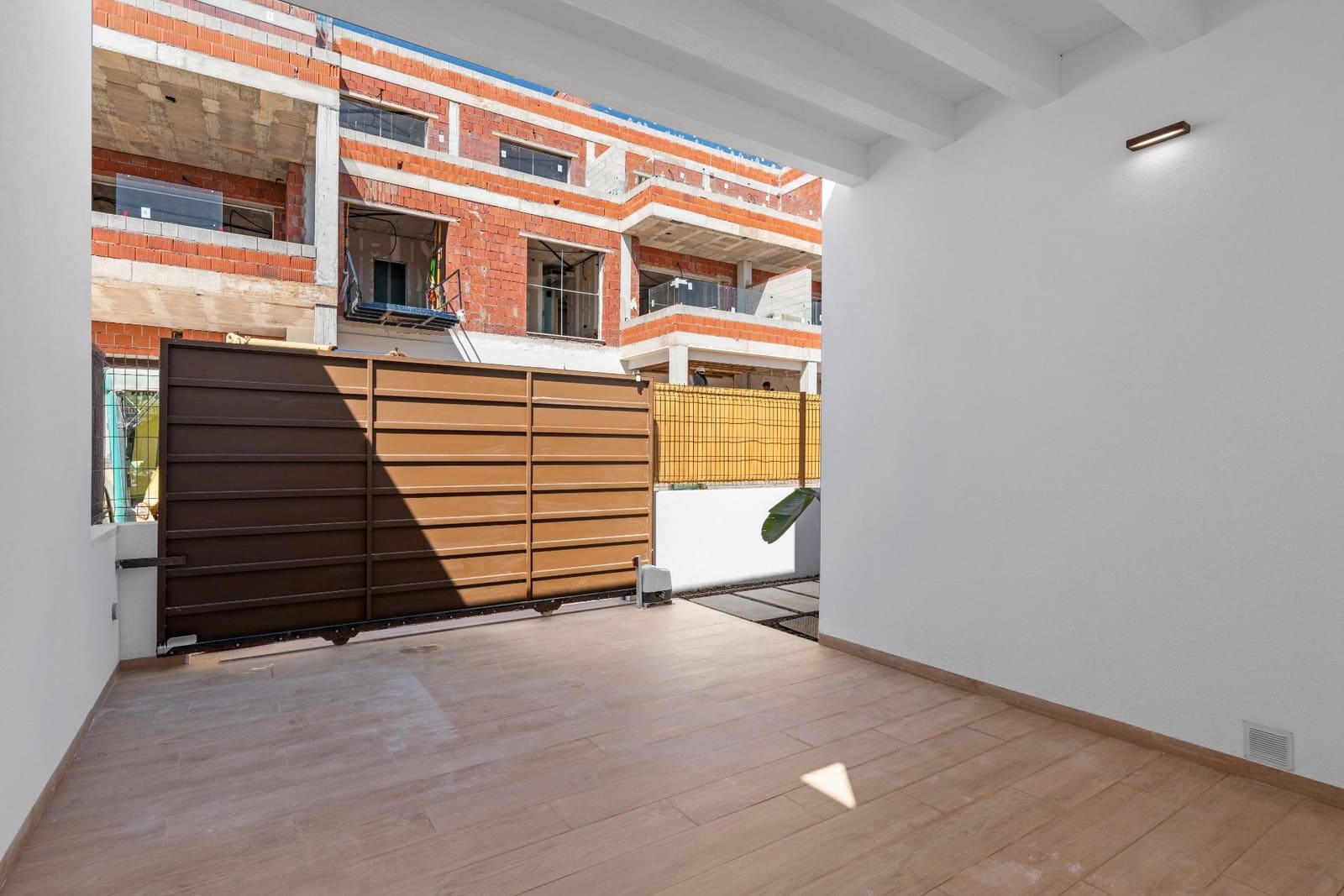 3 quarto Moradia para venda em Los Alcazares com piscina garagem - 559 900 € (Ref: 9243400)