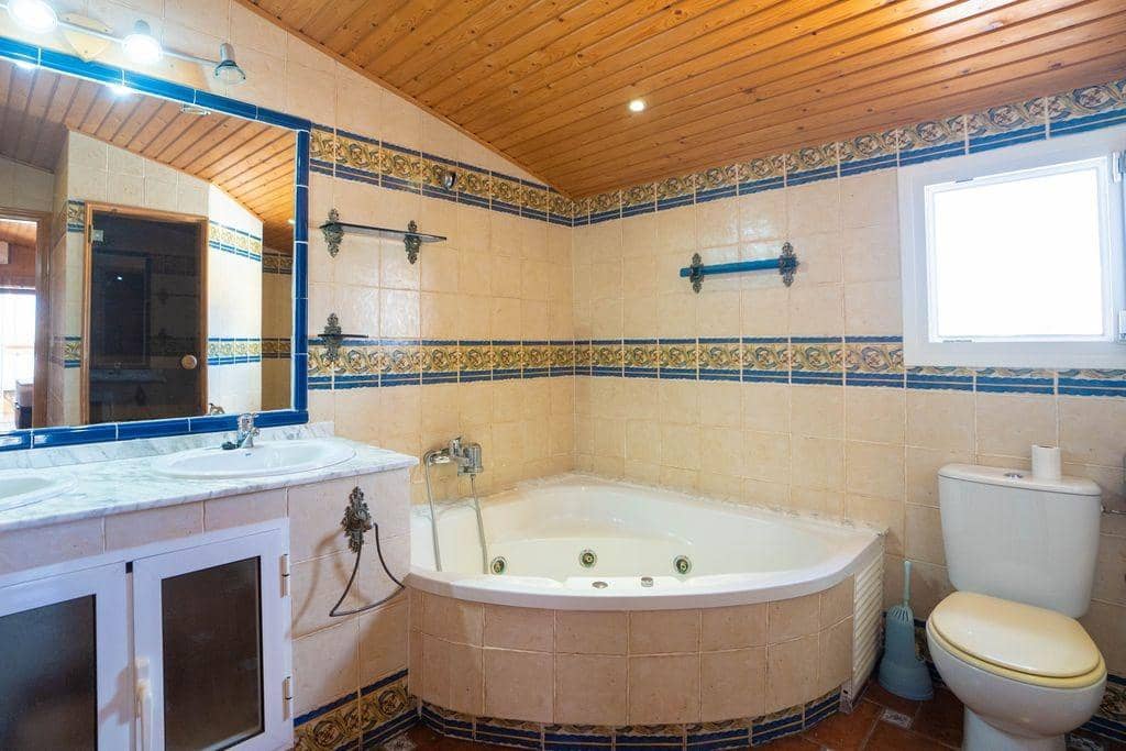 4 sypialnia Willa na sprzedaż w Orihuela Costa z garażem - 439 000 € (Ref: 9248178)