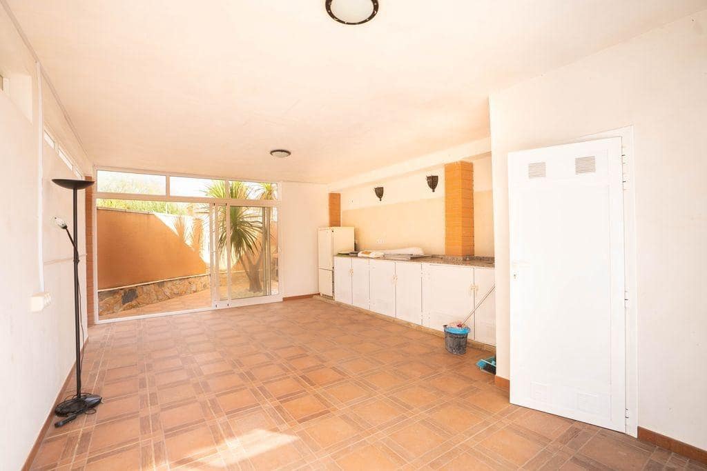 4 sypialnia Willa na sprzedaż w Orihuela Costa z garażem - 439 000 € (Ref: 9248178)
