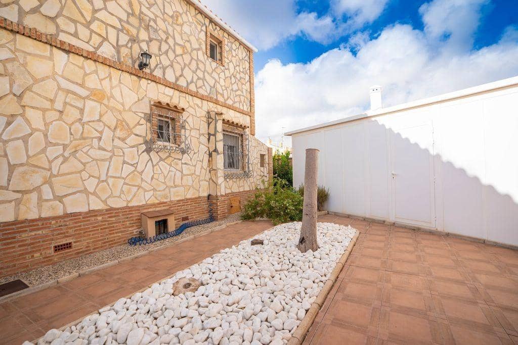 4 sypialnia Willa na sprzedaż w Orihuela Costa z garażem - 439 000 € (Ref: 9248178)