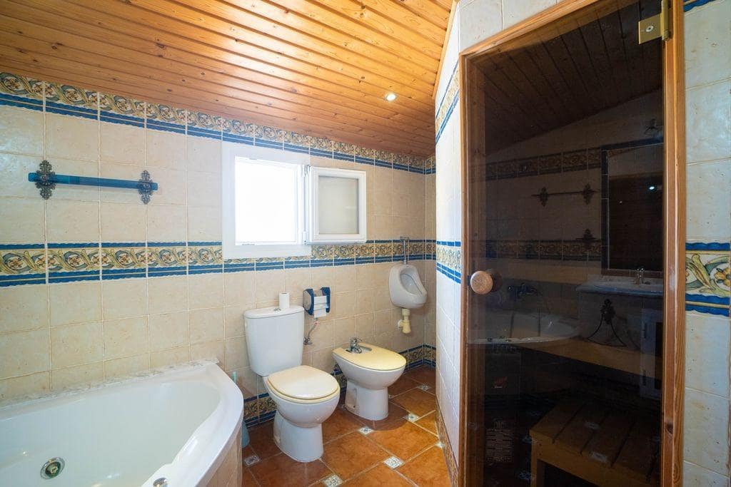 4 sypialnia Willa na sprzedaż w Orihuela Costa z garażem - 439 000 € (Ref: 9248178)