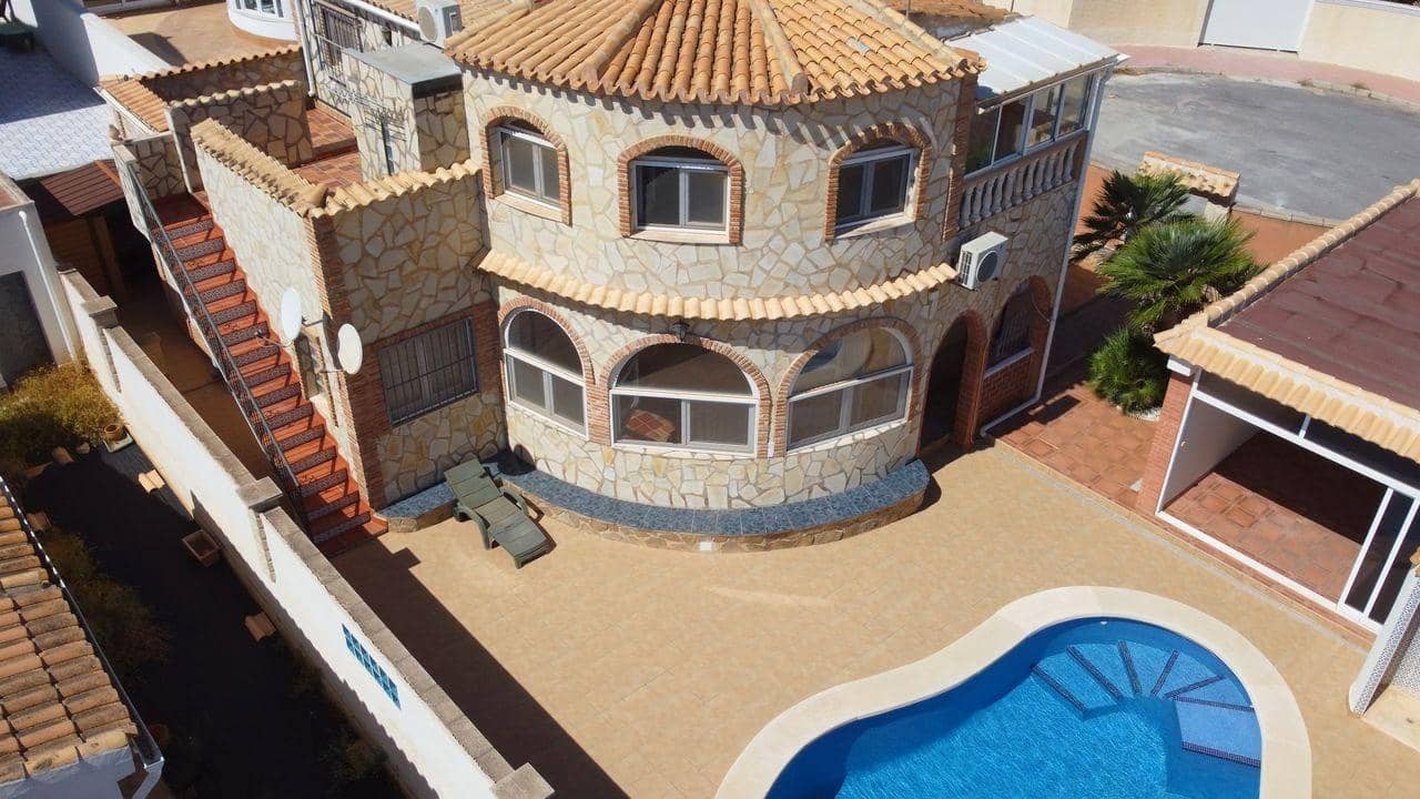 4 sypialnia Willa na sprzedaż w Orihuela Costa z garażem - 439 000 € (Ref: 9248178)