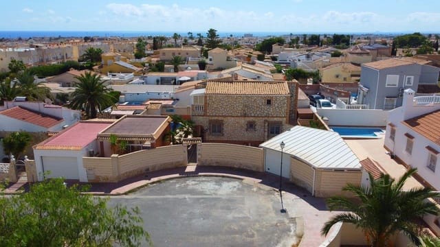 4 sypialnia Willa na sprzedaż w Orihuela Costa, Orihuela z garażem - 439 000 € (Ref: 9248178)