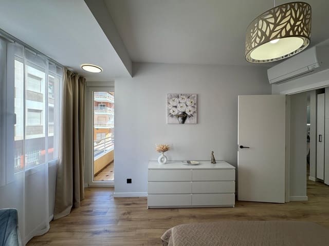 Apartamento de 3 habitaciones en Playa del Cura, Torrevieja en venta - 275.000 € (Ref: 9252448)