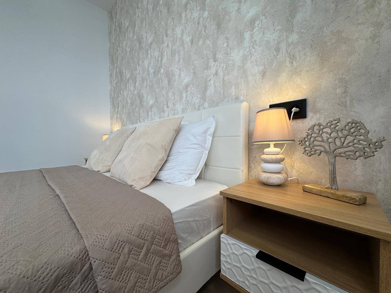 3 sypialnia Apartament na sprzedaż w Torrevieja - 275 000 € (Ref: 9252448)