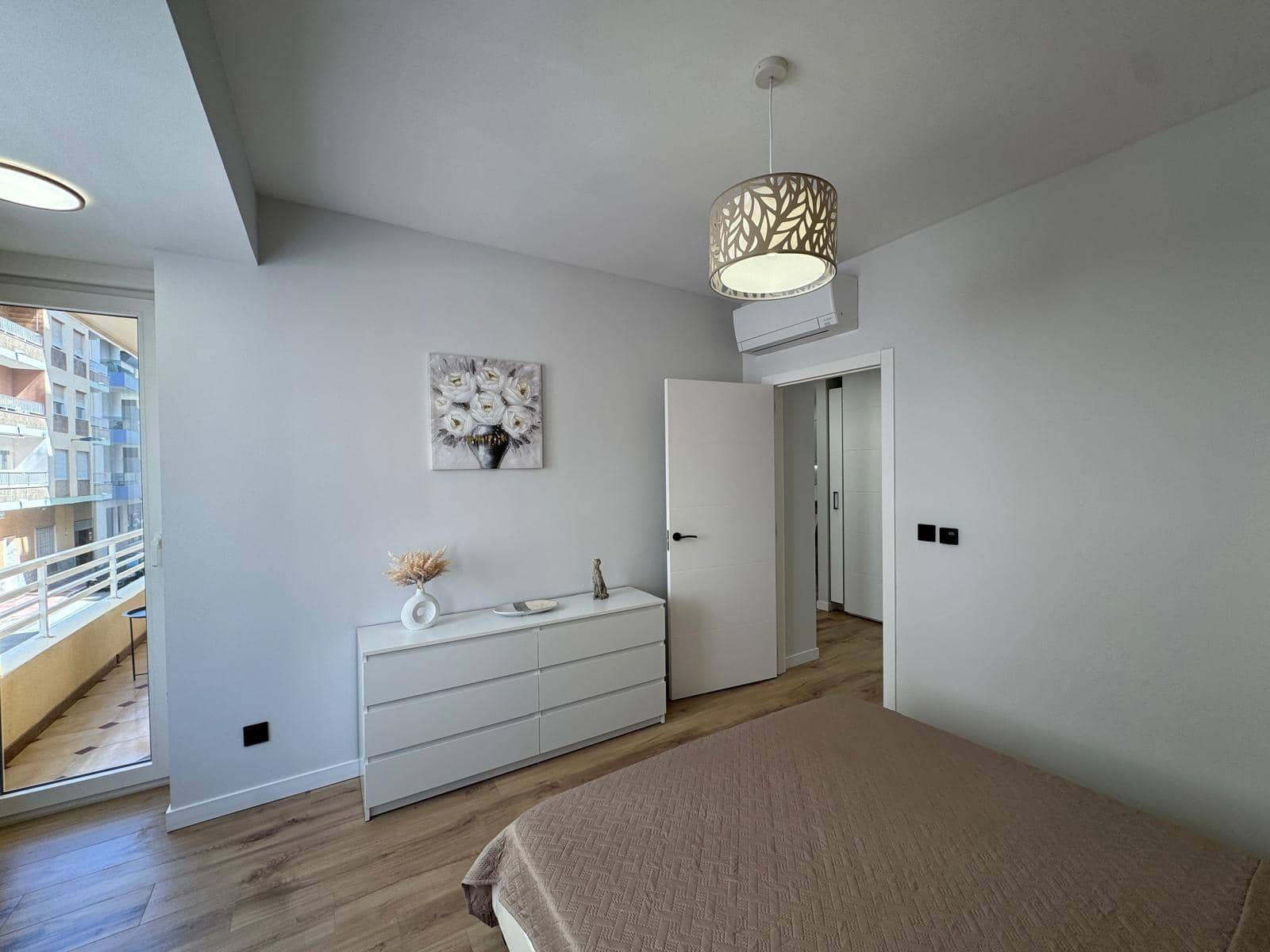 3 sypialnia Apartament na sprzedaż w Torrevieja - 275 000 € (Ref: 9252448)