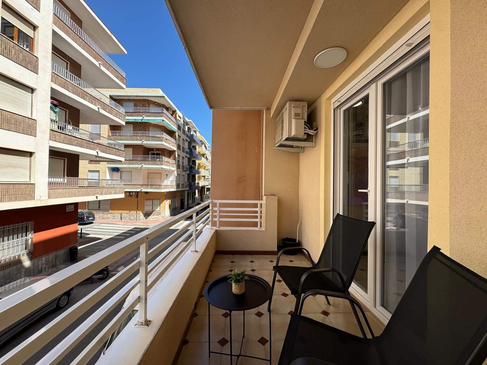 3 sypialnia Apartament na sprzedaż w Torrevieja - 275 000 € (Ref: 9252448)