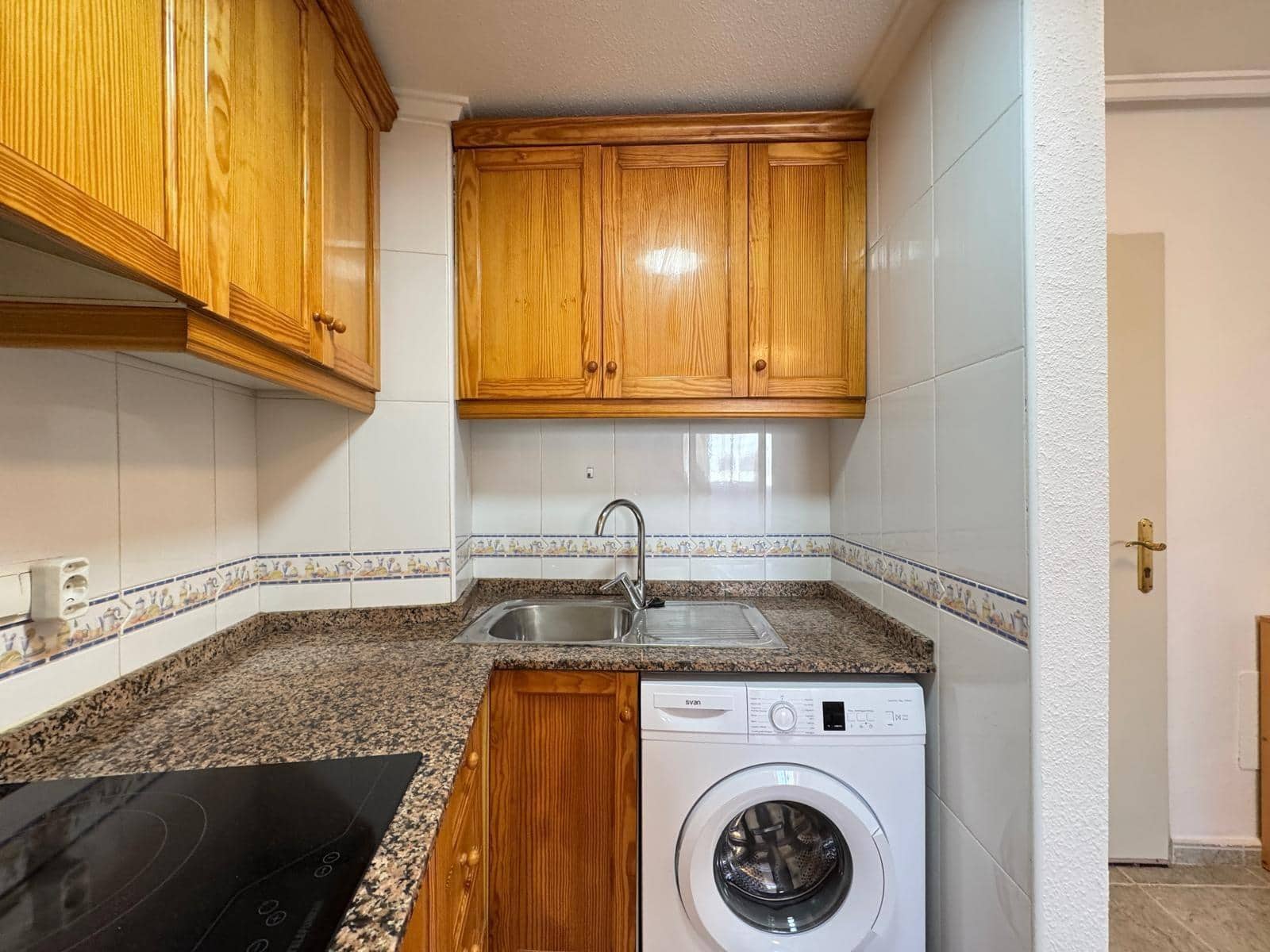 2 soveværelse Lejlighed til salg i Torrevieja med swimmingpool - € 135.000 (Ref: 9252450)