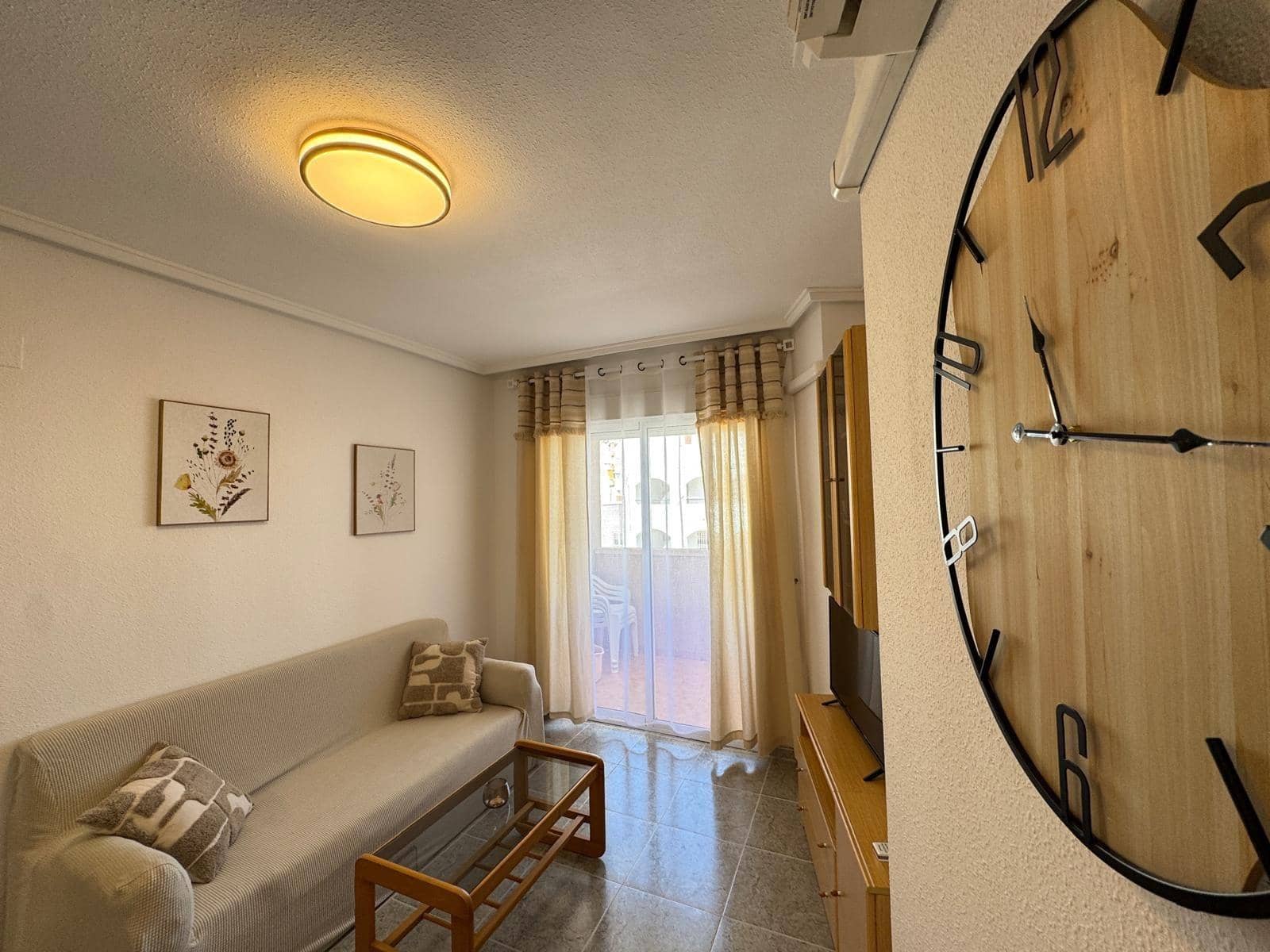 2 soveværelse Lejlighed til salg i Torrevieja med swimmingpool - € 135.000 (Ref: 9252450)