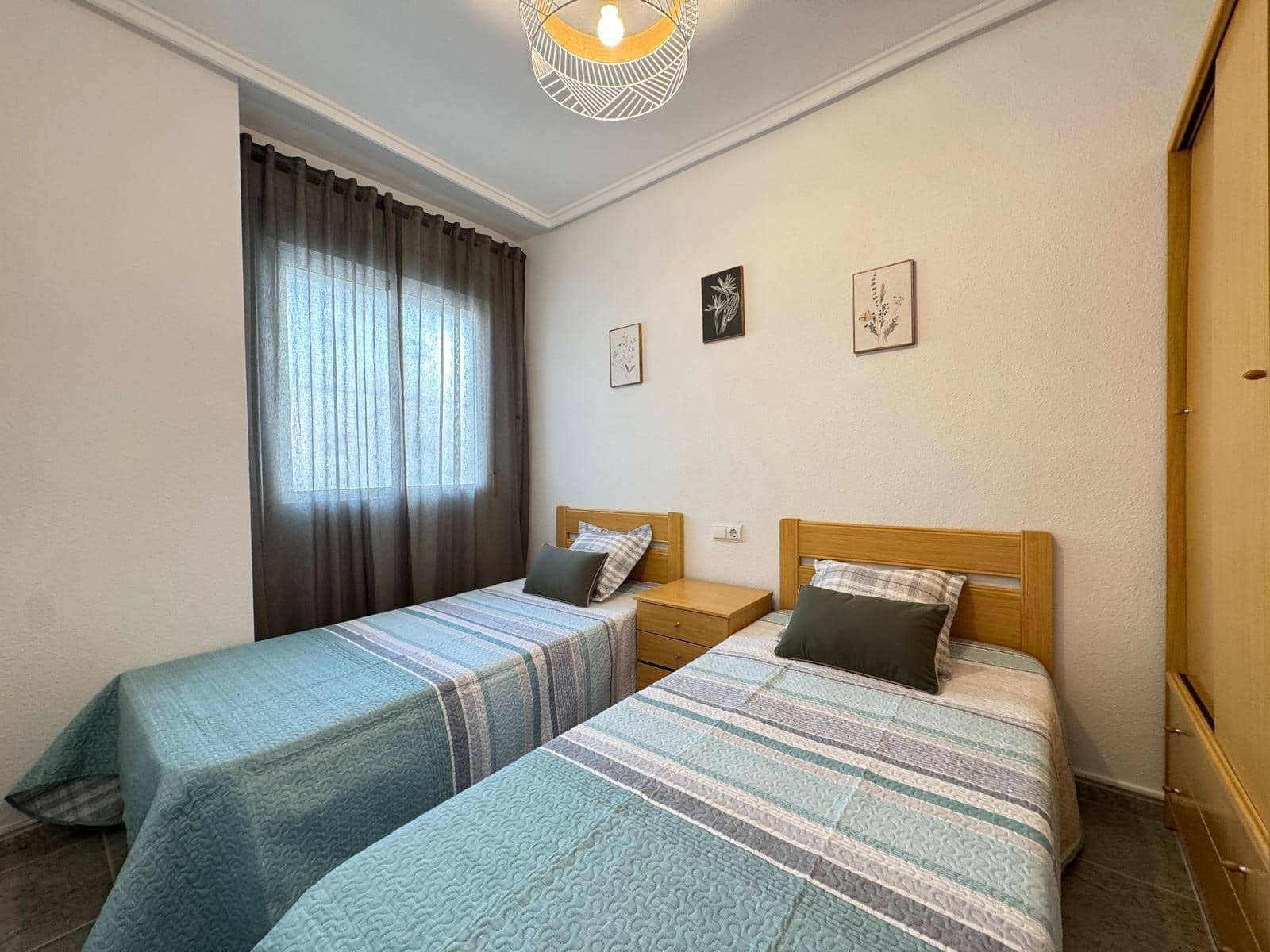 2 soveværelse Lejlighed til salg i Torrevieja med swimmingpool - € 135.000 (Ref: 9252450)