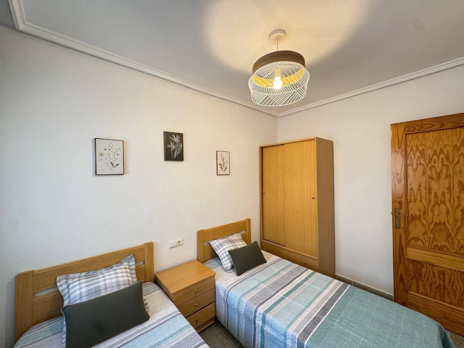 2 soveværelse Lejlighed til salg i Torrevieja med swimmingpool - € 135.000 (Ref: 9252450)