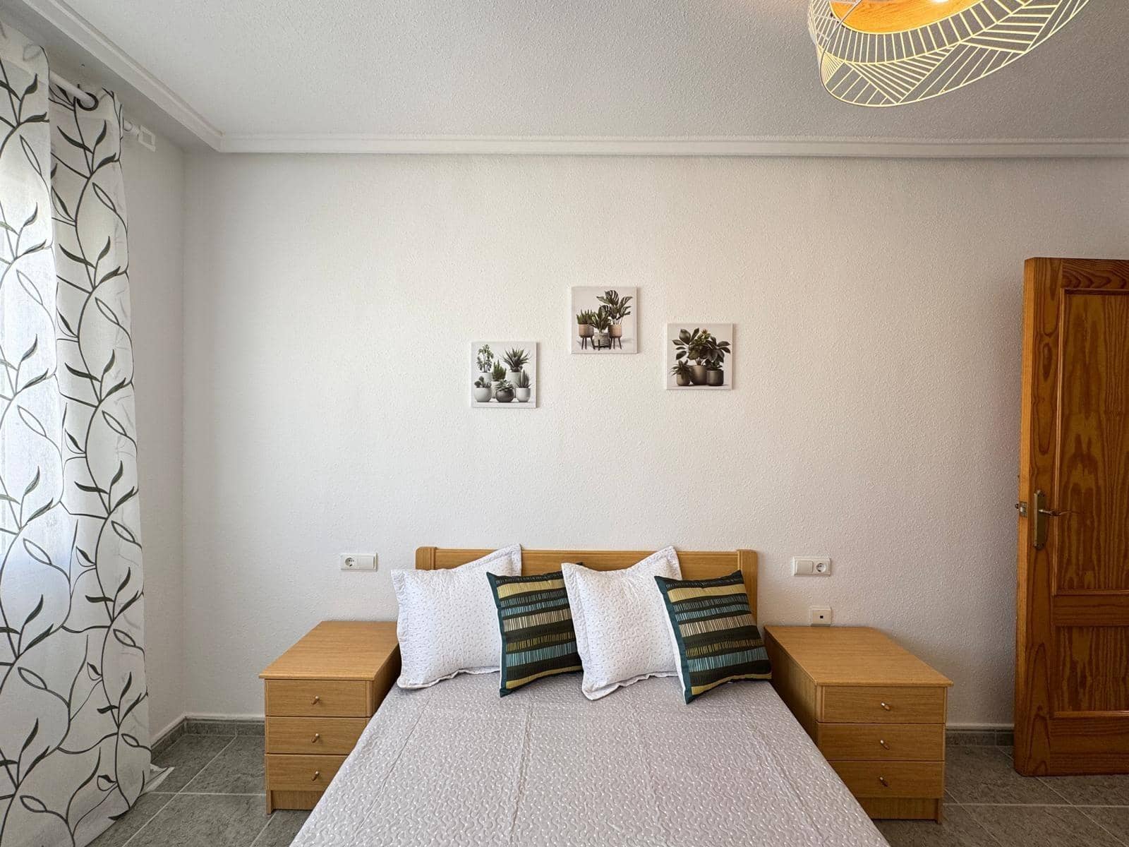 2 soveværelse Lejlighed til salg i Torrevieja med swimmingpool - € 135.000 (Ref: 9252450)