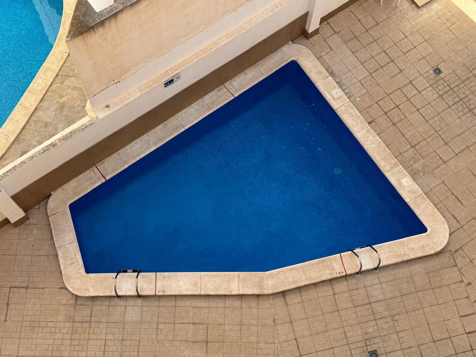 2 soveværelse Lejlighed til salg i Torrevieja med swimmingpool - € 135.000 (Ref: 9252450)
