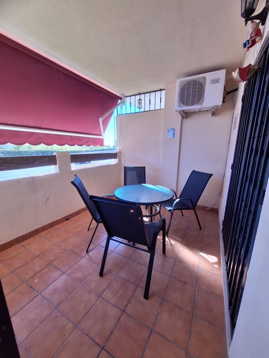 2 bedroom Apartment for sale in Playa Flamenca with pool - € 170,000 (Ref: 9252454)