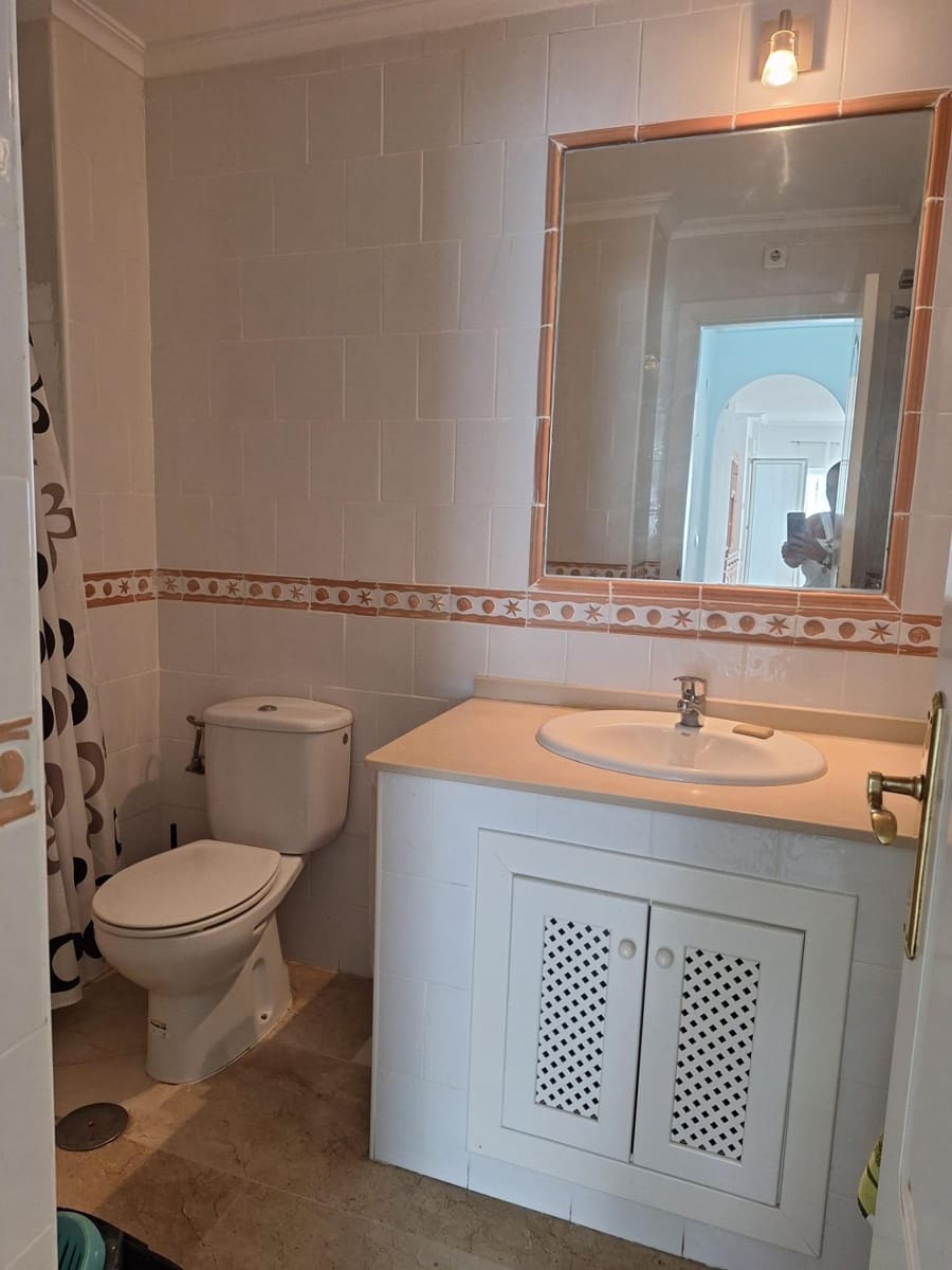 2 bedroom Apartment for sale in Playa Flamenca with pool - € 170,000 (Ref: 9252454)