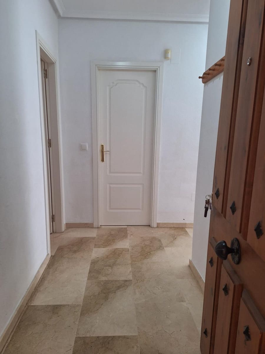 2 bedroom Apartment for sale in Playa Flamenca with pool - € 170,000 (Ref: 9252454)