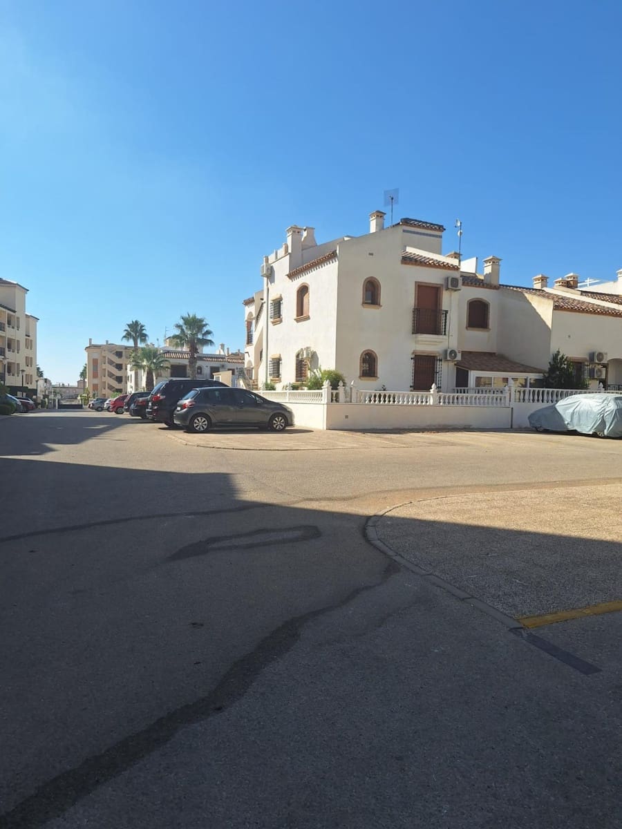 2 bedroom Apartment for sale in Playa Flamenca with pool - € 170,000 (Ref: 9252454)