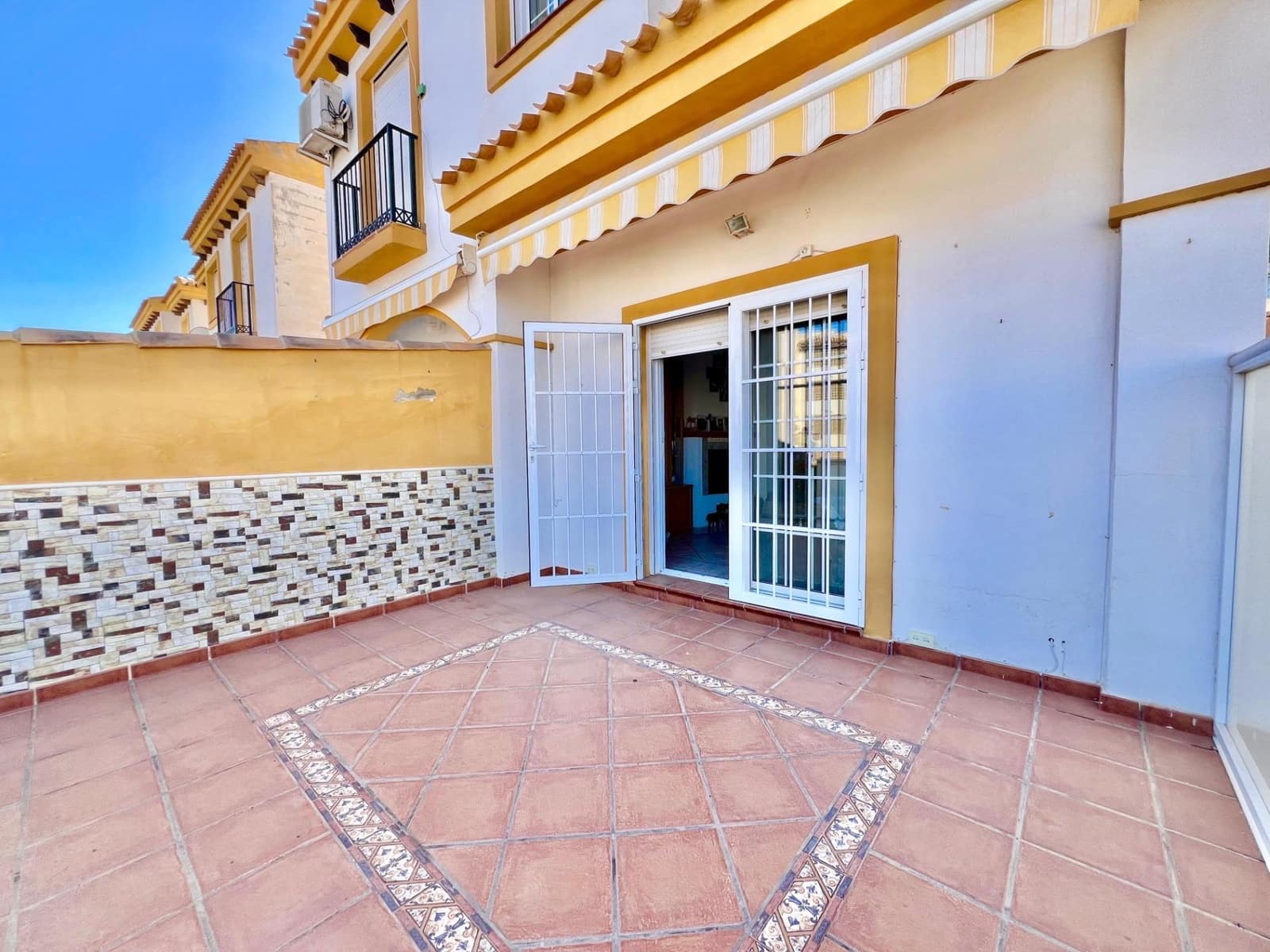 3 sypialnia Dom blizniak na sprzedaż w Cabo Cervera z basenem - 239 900 € (Ref: 9255270)