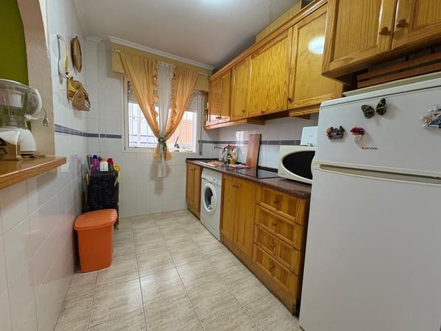 Apartamento de 2 habitaciones en Centro, Torrevieja en venta - 129.900 € (Ref: 9255274)