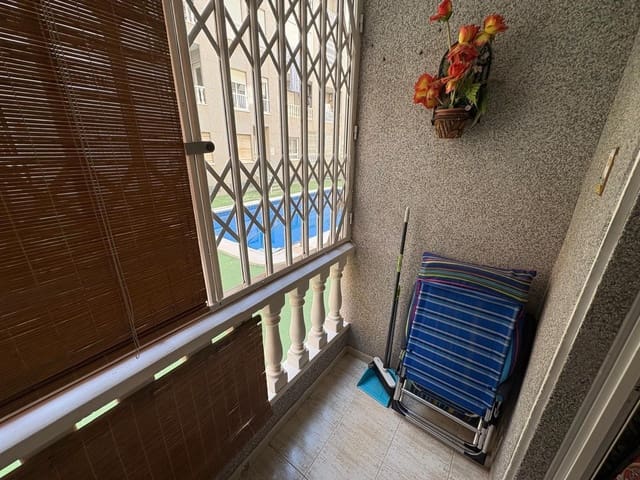 Apartamento de 2 habitaciones en Centro, Torrevieja en venta - 129.900 € (Ref: 9255274)