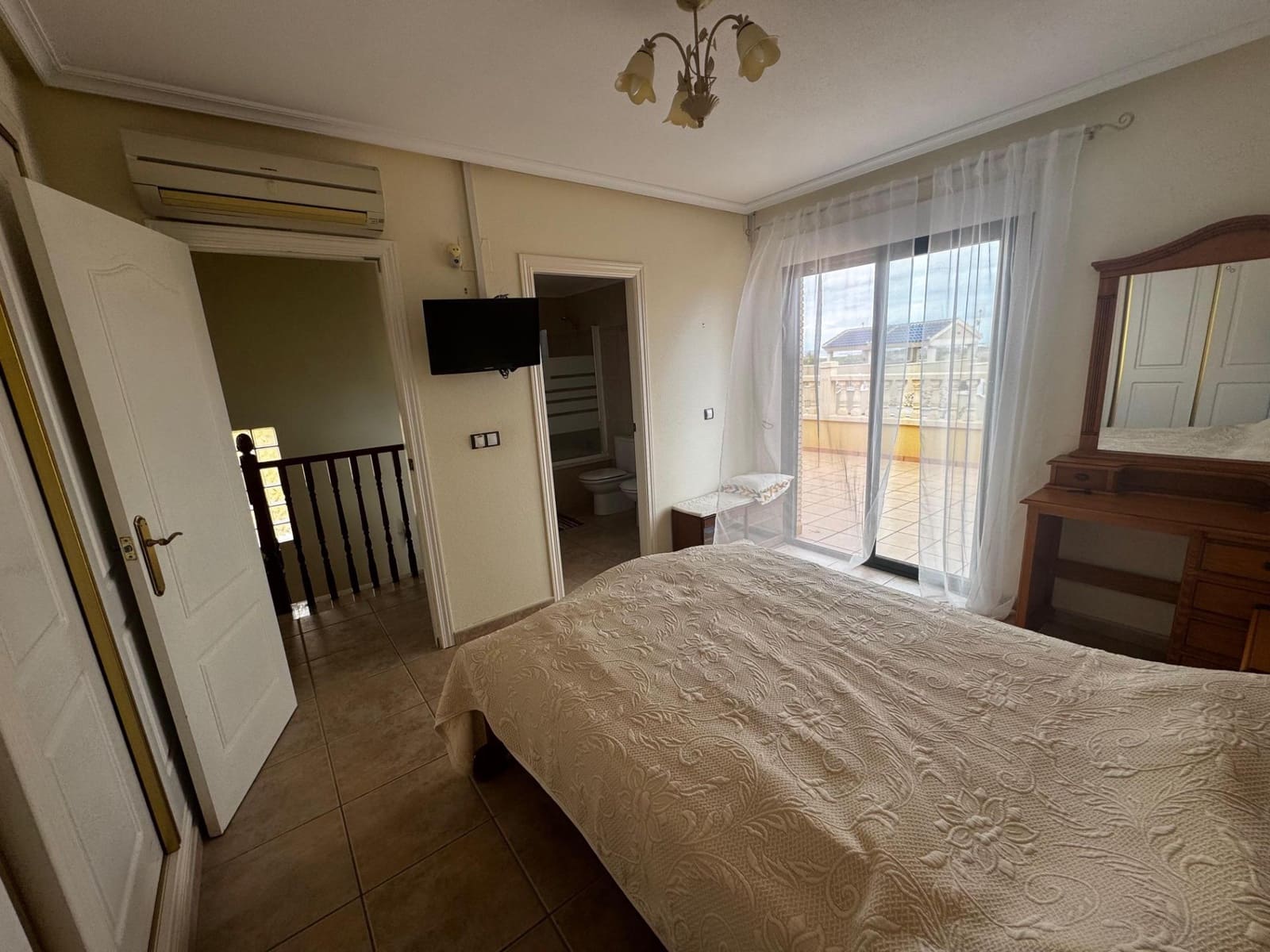 4 quarto Moradia para venda em Orihuela Costa com piscina - 355 000 € (Ref: 9257281)