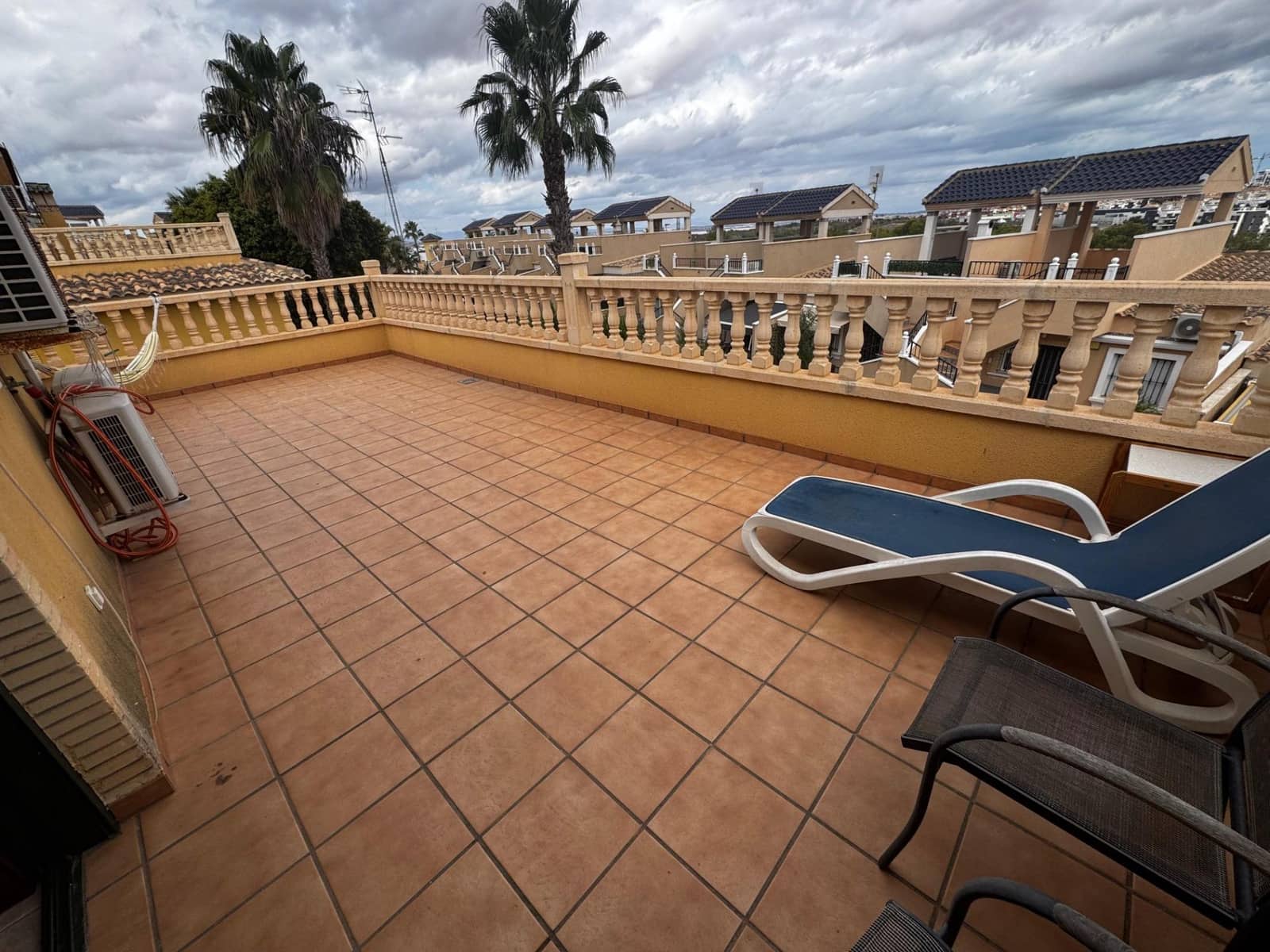 4 quarto Moradia para venda em Orihuela Costa com piscina - 355 000 € (Ref: 9257281)
