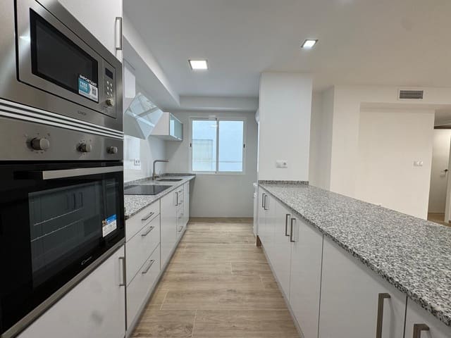 3 quarto Apartamento para venda em La Mata, Torrevieja com garagem - 245 000 € (Ref: 9269719)