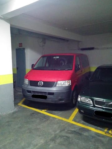 Garage for sale in Retiro, Madrid city - € 53,900 (Ref: 9276327)