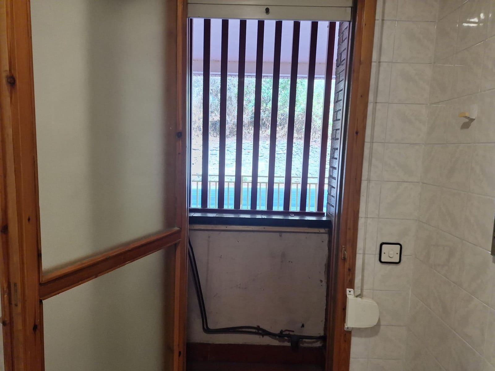 3 soverom Leilighet til salgs i Mieres med garasje - € 84 000 (Ref: 9276328)