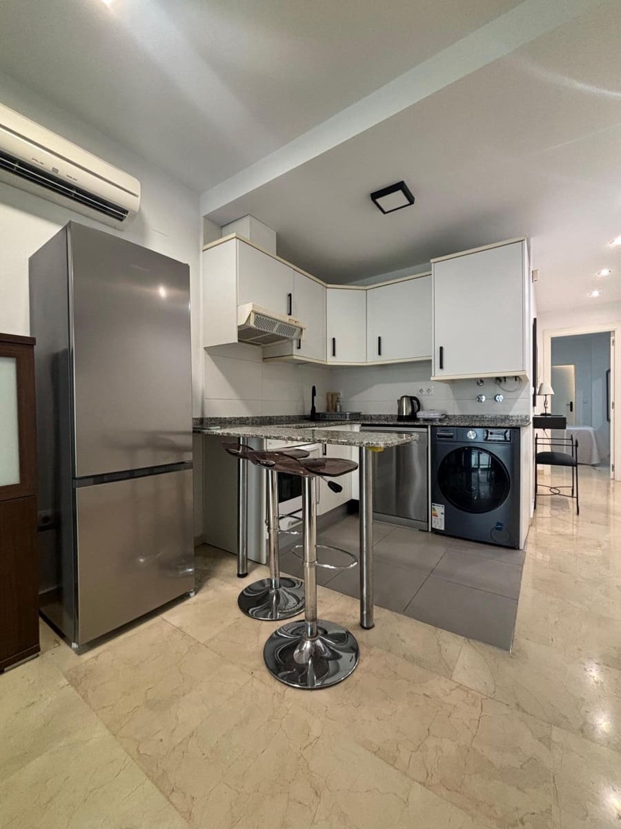 Piso de 1 habitación en Benidorm en venta - 189.000 € (Ref: 9282197)