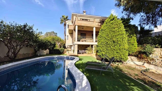 Chalet de 5 habitaciones en Ciudad Quesada, Rojales en venta con piscina - 630.000 € (Ref: 9285210)