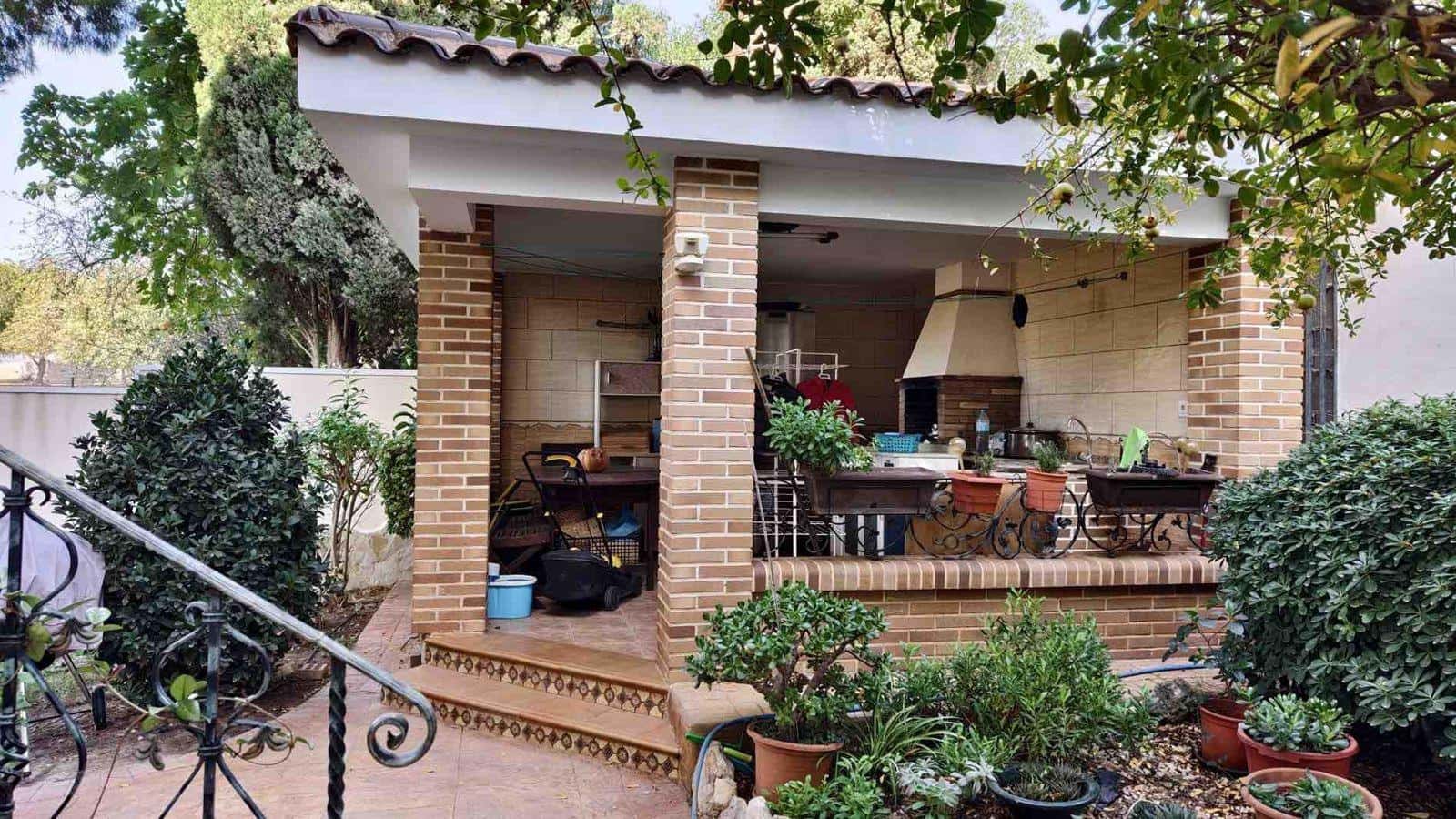 Chalet de 5 habitaciones en Ciudad Quesada en venta con piscina - 630.000 € (Ref: 9285210)