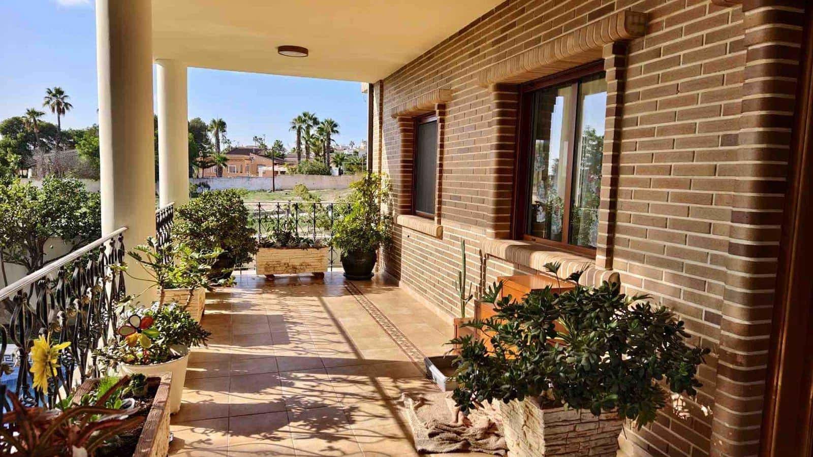 Chalet de 5 habitaciones en Ciudad Quesada en venta con piscina - 630.000 € (Ref: 9285210)