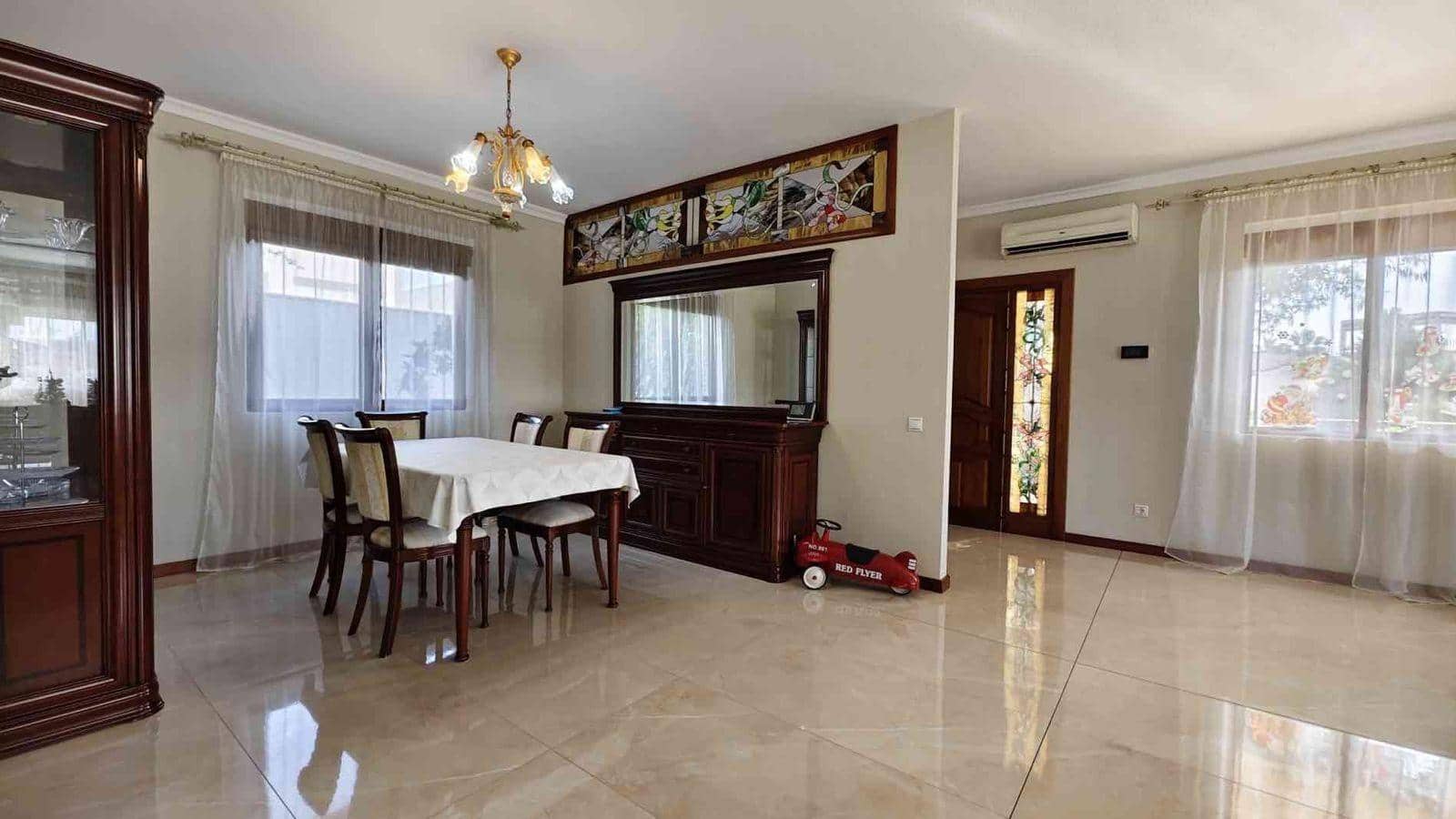 Chalet de 5 habitaciones en Ciudad Quesada en venta con piscina - 630.000 € (Ref: 9285210)