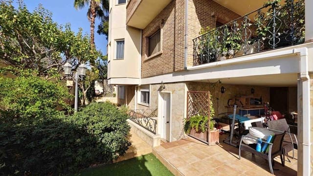 Chalet de 5 habitaciones en Ciudad Quesada, Rojales en venta con piscina - 630.000 € (Ref: 9285210)