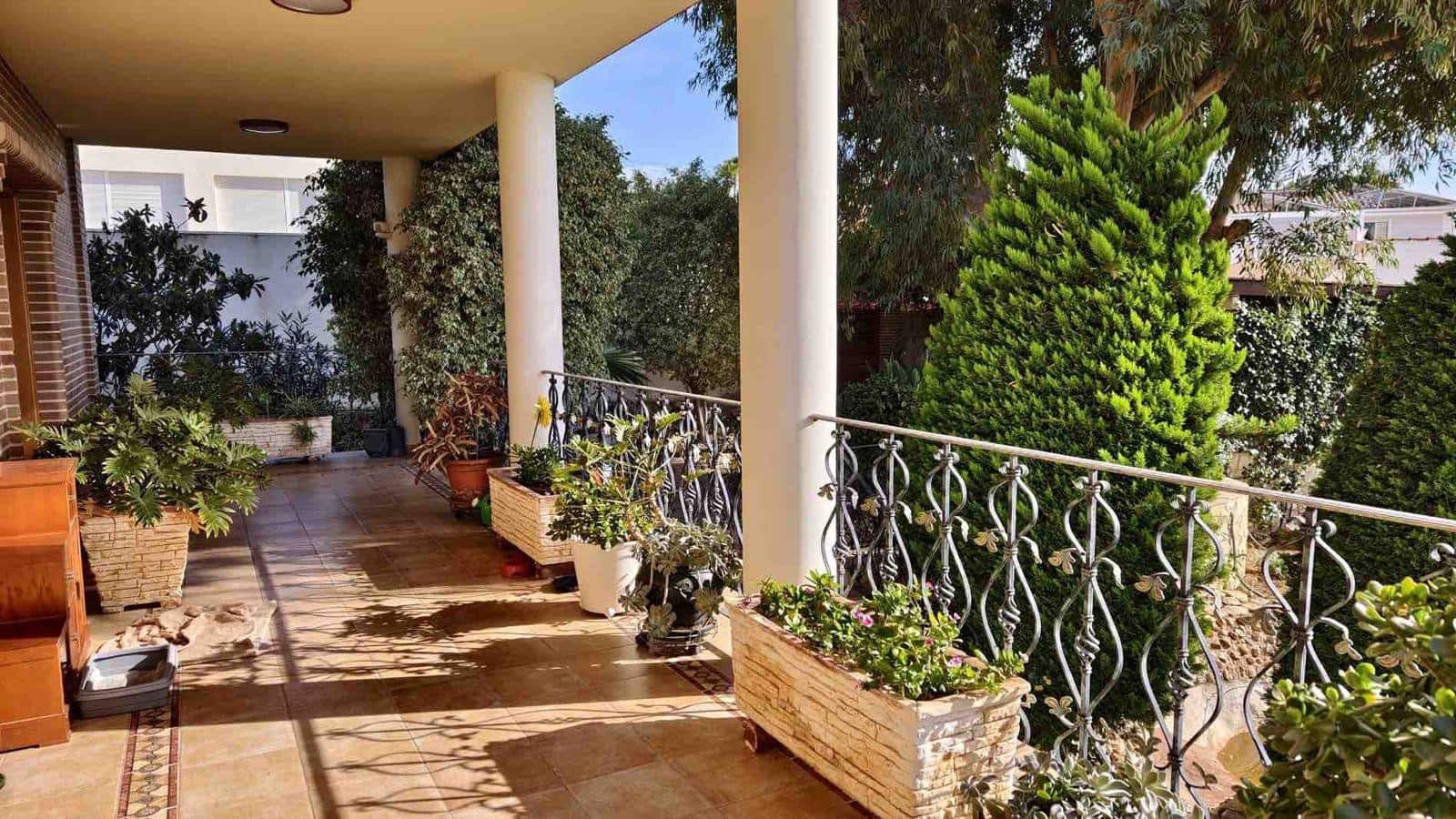 Chalet de 5 habitaciones en Ciudad Quesada en venta con piscina - 630.000 € (Ref: 9285210)